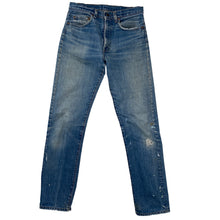 Load image into Gallery viewer, LEVI&#39;S 505 MEDIUM WASH HEAVILY DISTRESSED JEANS
