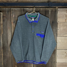 Load image into Gallery viewer, VINTAGE PATAGONIA SYNCHILLA BUTTON-UP FLEECE GREY AND INDIGO
